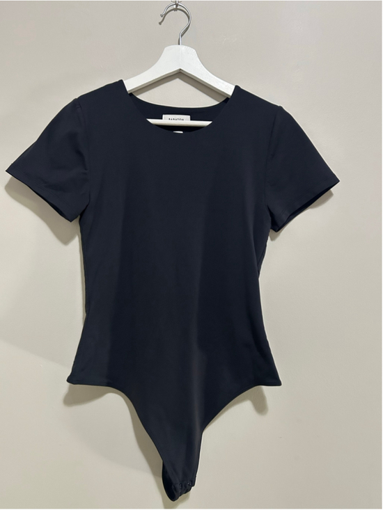 Babaton Tops - Women's Babaton Black Short Sleeve Bodysuit Size L